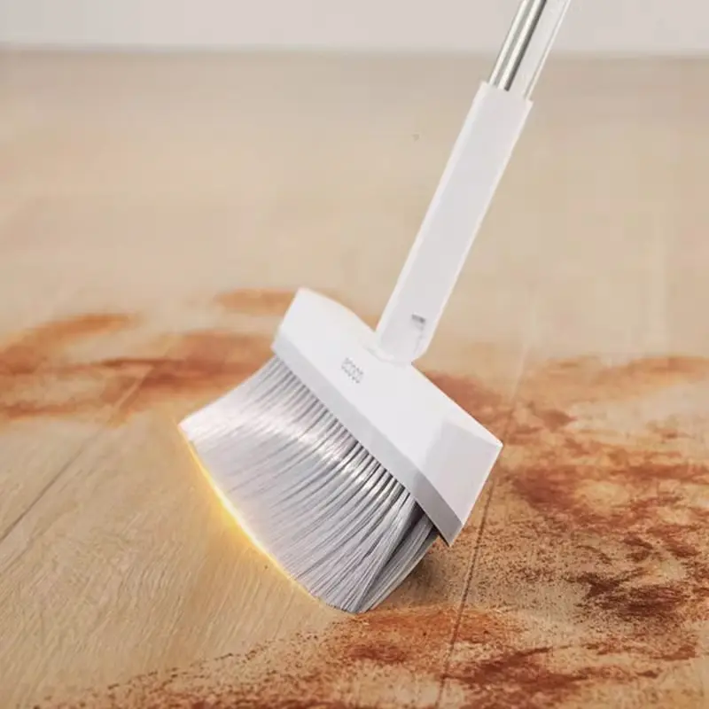 Simple broom - Image 2