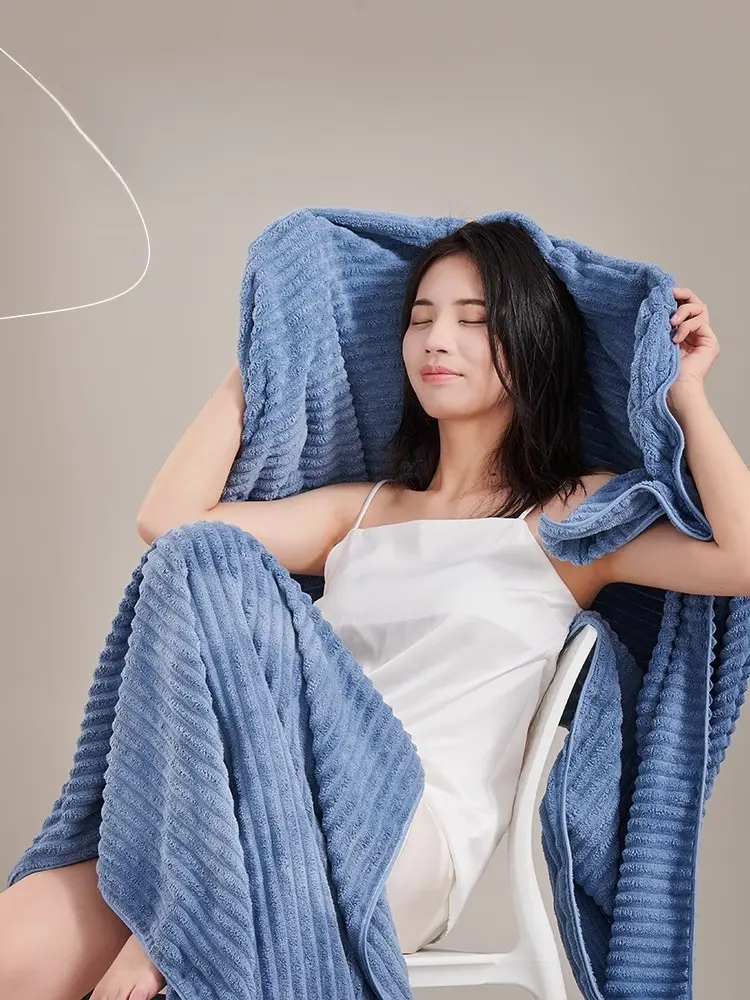 X-Large Coral Fleece Bath Towel - Image 4